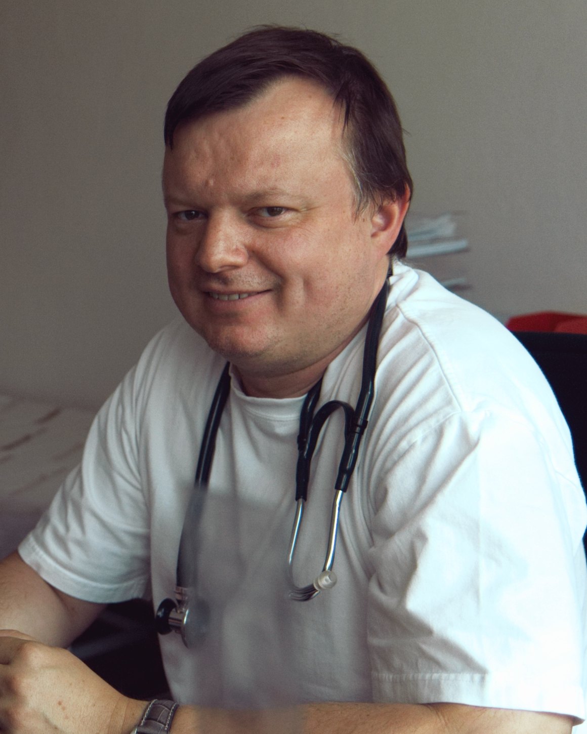 MUDr. Martin Pehr ve své ordinaci